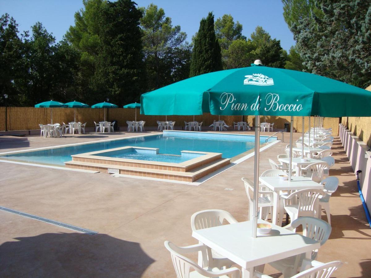 Agriturismo Belsito Pian Di Boccio Bevagna Eksteriør billede